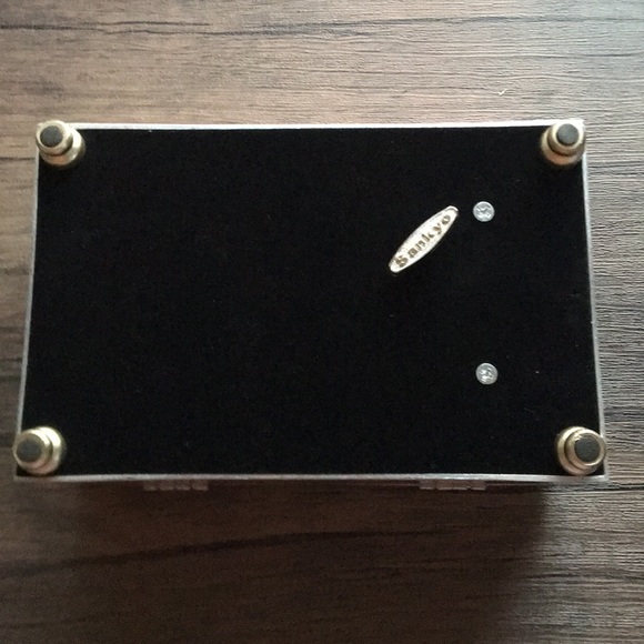 NEW Jewelry / Music Box in a Champagne Pink - Picture 5 of 6